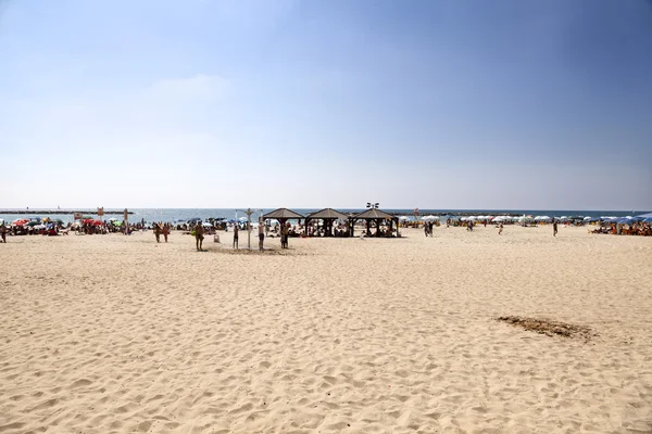 Sommar på stranden i tel aviv — Stockfoto