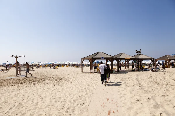 Sommar på stranden i tel aviv — Stockfoto