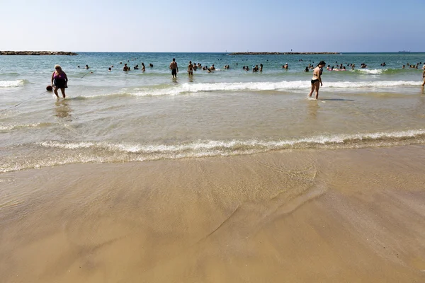 Estate in spiaggia a Tel Aviv — Foto Stock