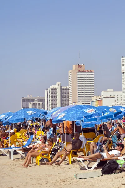 Sommer am Strand in tel-aviv — Stockfoto