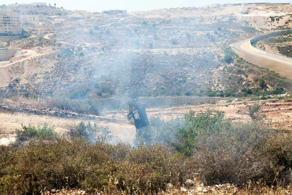 Fire in a Palestinian Field by Wall of Separation — Stock Photo, Image