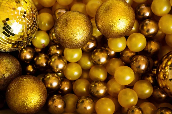 Golden christmas ball background. Luxury New Year concept — Stock Photo, Image