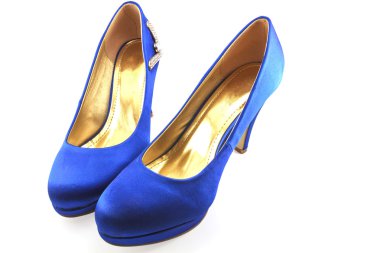 beyaz zemin üzerinde yüksek topuklar