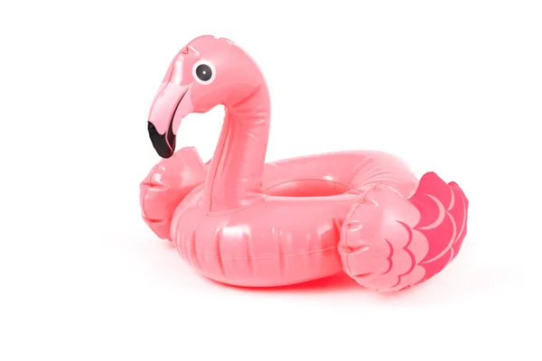Idealny Letni Dodatek Plażę Nadmuchiwanym Uchwytem Kubek Flaminga Białym Tle Obraz Stockowy