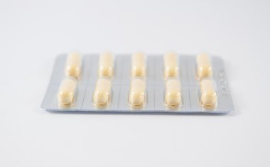 şeffaf blister kutu kapsül üst kapalı