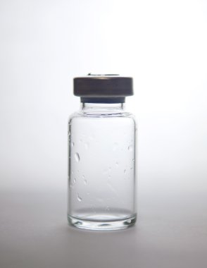 şeffaf enjeksiyon ampul silüeti kadar kapalı