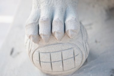 Tapınak aslan heykeli craw kadar kapalı