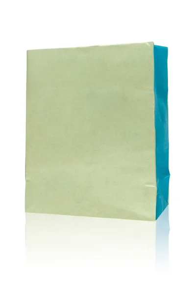 Bolsa de papel reciclado marrón sobre blanco —  Fotos de Stock
