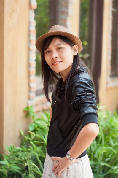 सुंदर एशियाई लड़की — स्टॉक फ़ोटो, इमेज