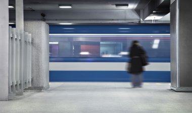 metro bekliyor