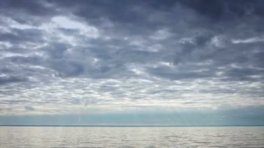 ufuk deniz kıyısı timalapse ile deli gök