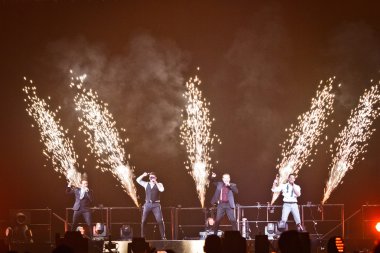 37 derece konser Montreal
