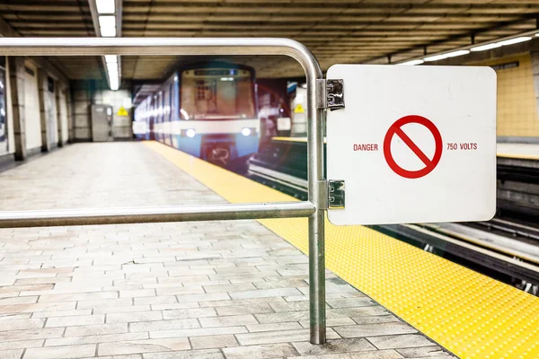 Moving subway train and Motion blur with Safety Interdiction Sig — Stock Photo, Image