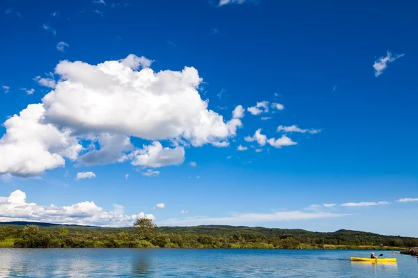 Calm River and Woman Kayaking — Stock Photo, Image