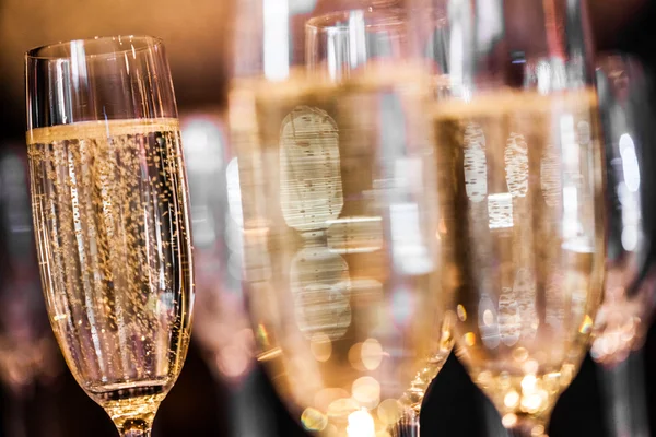 Bicchieri di champagne astratti — Foto Stock