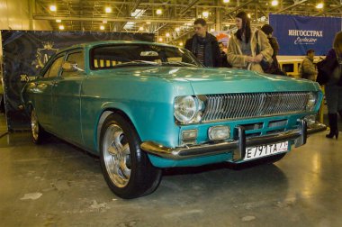 Èîğäàíèÿ oo uluslararası retro otomobil 2013