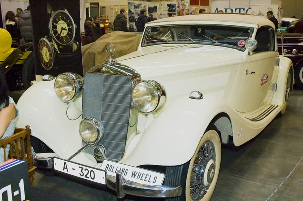 Èîğäàíèÿ oo uluslararası retro otomobil 2013