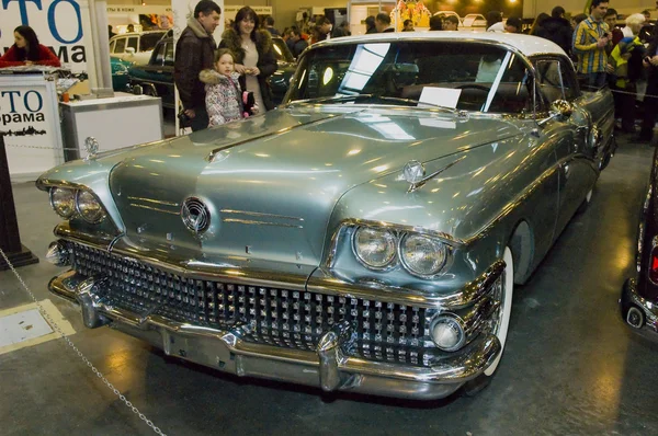Èîğäàíèÿ oo uluslararası retro otomobil 2013