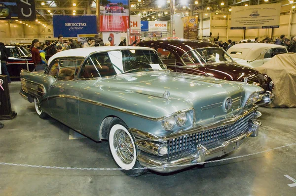 Èîğäàíèÿ oo uluslararası retro otomobil 2013