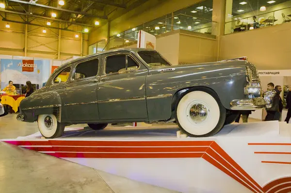 Èîğäàíèÿ oo uluslararası retro otomobil 2013