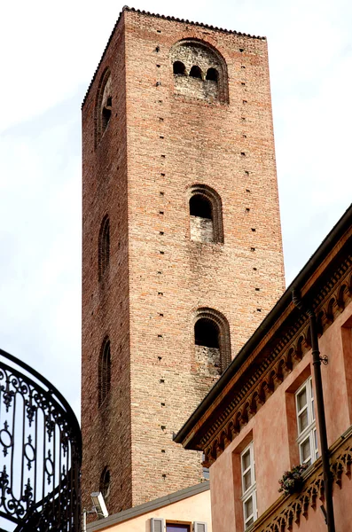 Alba şehrin kuleleri