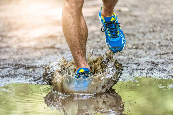 Running Man Walking Puddle Splashing His Shoes Cross Country Trail — Zdjęcie stockowe