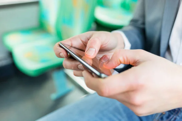 Bus Man Texting Sms Using Cell Phone Apps Gaming Close — Stock Photo, Image