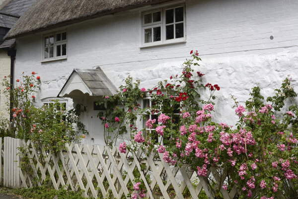 English country cottage. Avebury. England — Stock Photo, Image