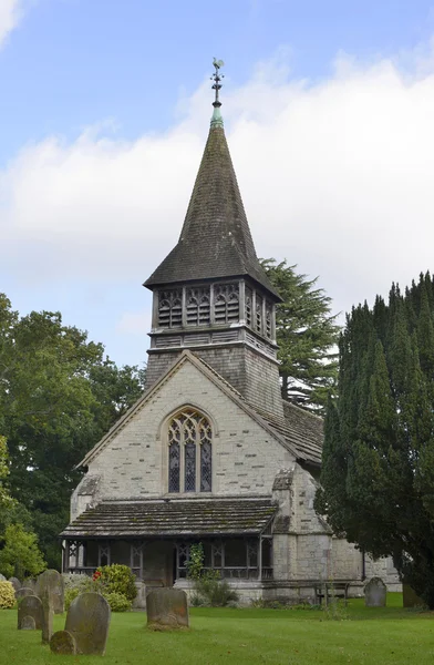 Igreja em Leigh, Surrey. Inglaterra — Fotografia de Stock
