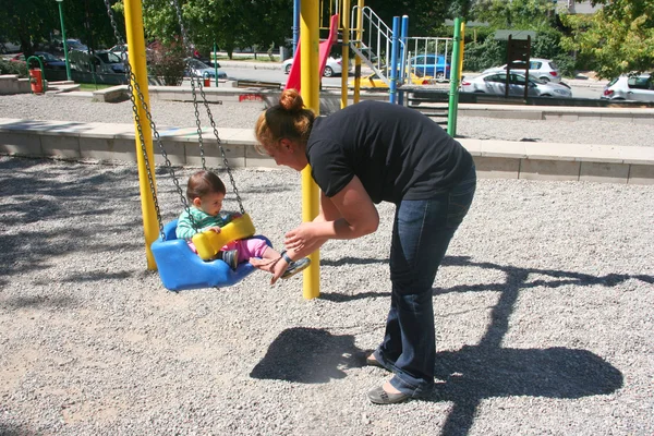 Playing at park — Stock Photo, Image