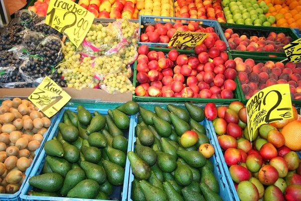 Frutas no bazar — Fotografia de Stock