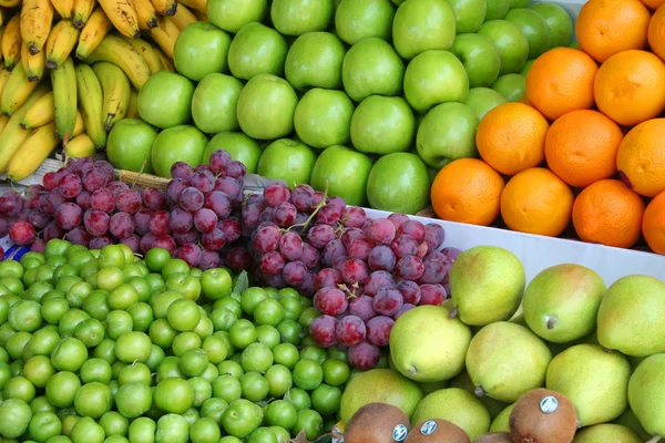 Fruts på bazaar — Stockfoto