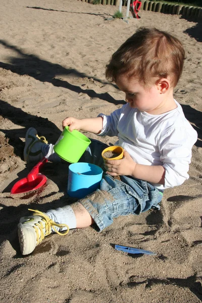 Child playing at park — Stock Photo, Image