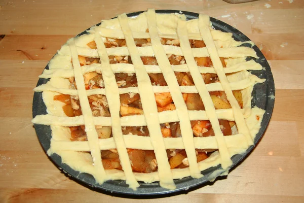 Sobremesa de torta de maçã orgânica caseira Pronto para cozinhar — Fotografia de Stock