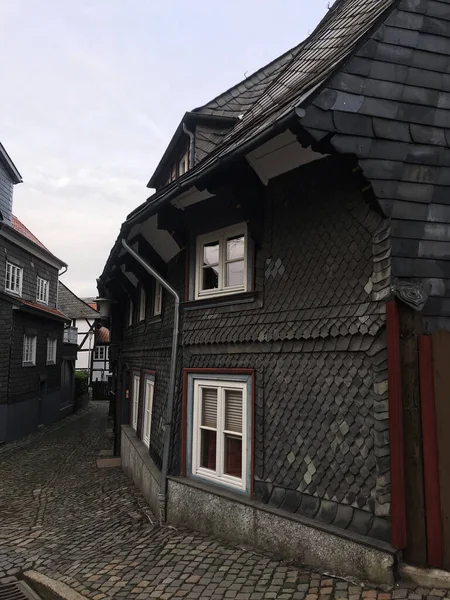 Calle Histórica Goslar Alemania Callejón Empedrado Entre Casas Medievales Entramado — Foto de Stock
