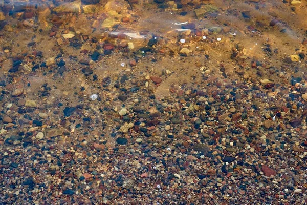 Zand Rotsachtige Bodem Onder Helder Water Voor Een Abstracte Natuurlijke — Stockfoto