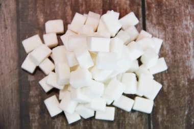 Kare küp beyaz rafine şeker 