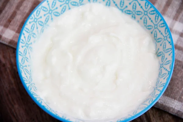 Bílý Kvašený Mléčný Jogurt Skleněné Misce — Stock fotografie