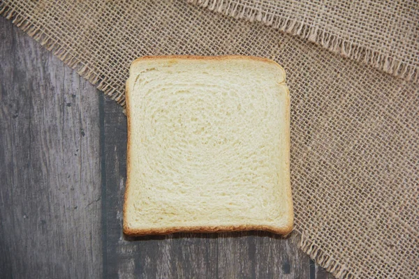 Vierkante Plakken Vers Brood — Stockfoto