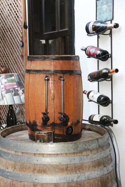 Dřevěný Sud Víno Pro Skladování Alkoholu — Stock fotografie