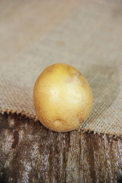 Frische Runde Reife Gelbe Kartoffeln — Stockfoto