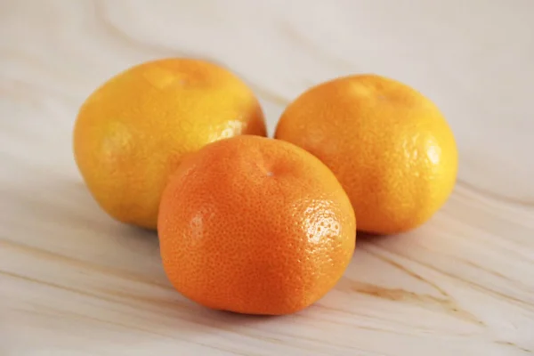 Čerstvé Kulaté Oranžové Mandarinky — Stock fotografie