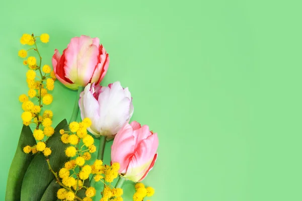 Tulipanes Rosados Mimosa Amarilla — Foto de Stock