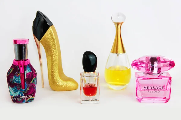 Antalya Turquía Enero 2022 Perfume Fragante Mujer Botellas Decorativas — Foto de Stock