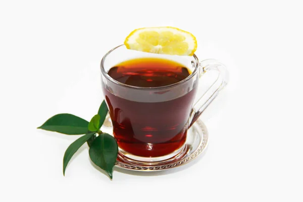 Schwarzer Tee Einem Transparenten Becher Mit Einer Scheibe Zitrone Und — Stockfoto