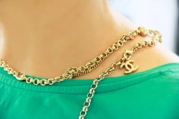 Antalya Turkey June 2022 Women Precious Jewelry Decorative Pendant Chain — Stock Photo, Image