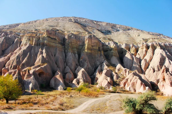 Türkiye Nin Kapadokya Kentindeki Pasabag Vadisi Ndeki Kaya Oluşumlarının Muhteşem — Stok fotoğraf