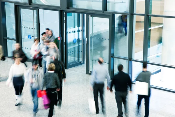 Commuters Rushing in Corridor, Motion Blur — Stock Photo, Image