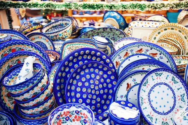 El yapımı geleneksel seramik