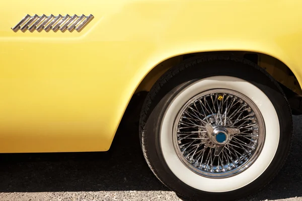 Side Detail of a Vintage Car — Stock Photo, Image